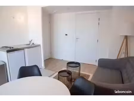f2 meublé 29m² rer a - cergy préfecture