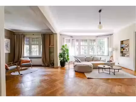appartement à louer avec garage et 3 chambres , ixelles (vbe71779)