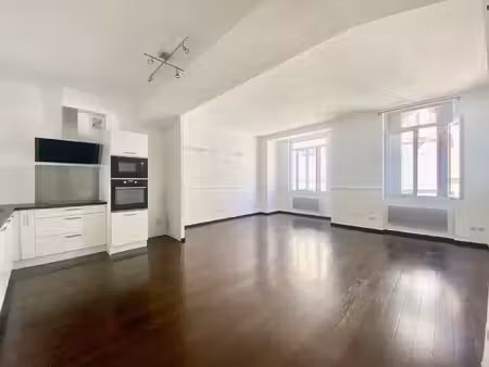 appartement t3 de 73m2 marseille 13006