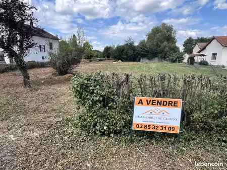terrain 1444 m² cuisery