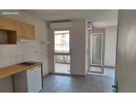 appartement lumineux , manoir de mathilde