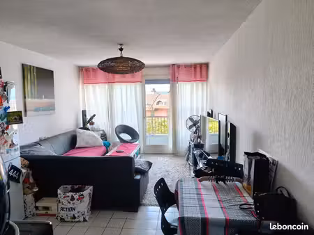 t1 bis avenue du général de gaulle 34m²