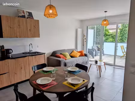 location t2 meublé 43m2 + grande terrasse sud