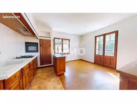 appartement 3 pièces 84 m²