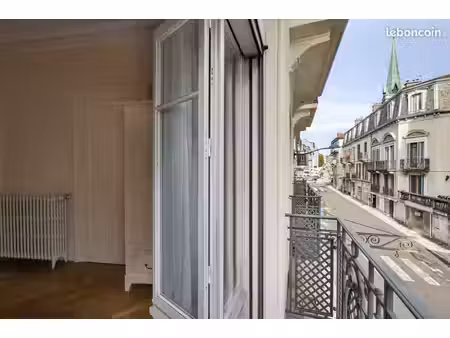 appartement 4 pièces 104 m²