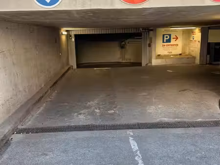 box parking