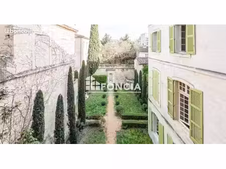 appartement 138 m² – centre historique d’avignon
