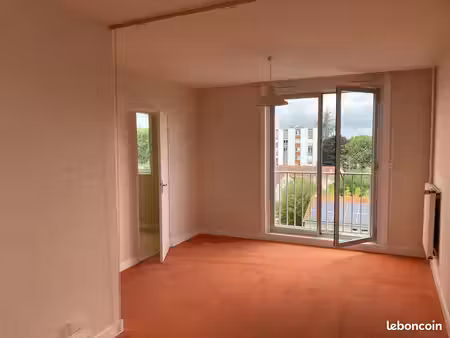 appartement à louer dans résidence - poitiers gibauderie - t1bis de 34m2