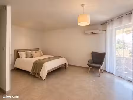grand studio 31m² meublé