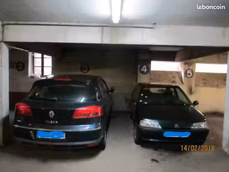 emplacement parking