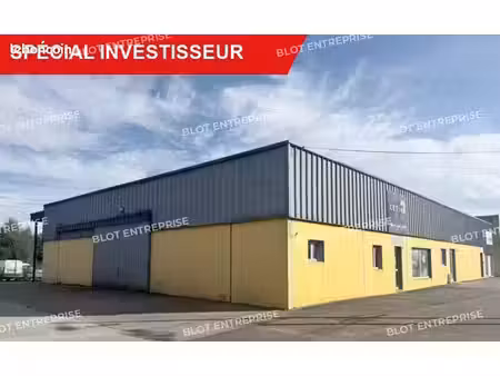 local d'activité 930 m²