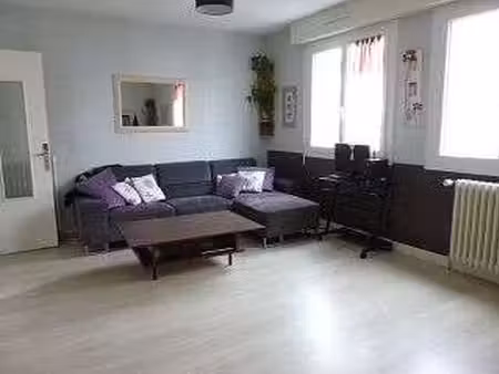 location appartement 3 pièces à lorient (56100) : à louer 3 pièces / 80m² lorient