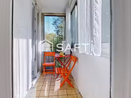 à 10 min du rer e, spacieux 82 m² familial, lumineux et traversant, 3 chambres, résidence 