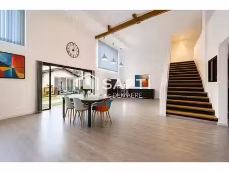 maison contemporaine 254 m² - 6 000 m² de terrain