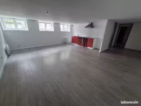 appartement 2 pièces 65 m²