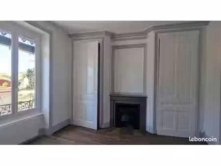 f2+alcove, 61m², fraichement repeint, lyon3 montchat prox tram t3 reconnaissance balzac, c