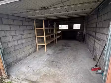 garage/box a louer