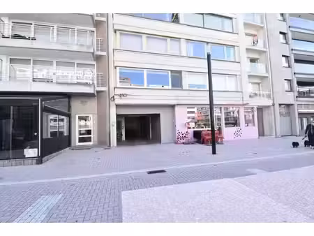 wij (ver)kopen uw thuis in knokke.