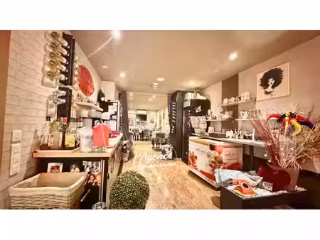 vente local commercial 6 pièces 91m2 toulon 83000 - 108000 € - surface privée