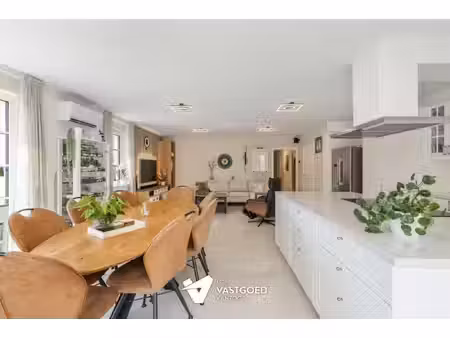 moderne en energiezuinige kangoeroewoning op unieke locatie in mol-rauw