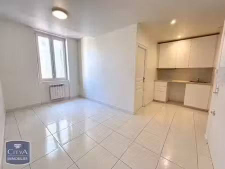 appartement à louer 1 pièce 26.9 m² - toulon (83) - 499€