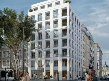 location commerce 183m²