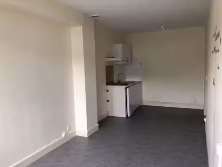 appartement à louer à la flèche, en résidence avec parking