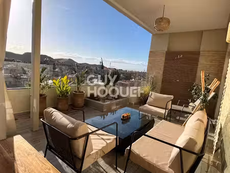 à louer ? appartement moderne avec grande terrasse à marrakech