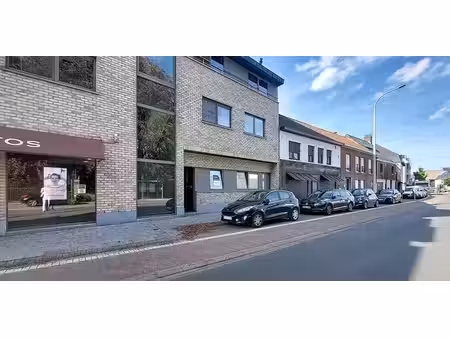 appartement rez-de-chaussée central avec terrasse à oostkamp