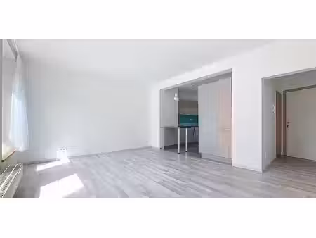appartement à louer à arlon pour € 950 avec 1 chambre à coucher