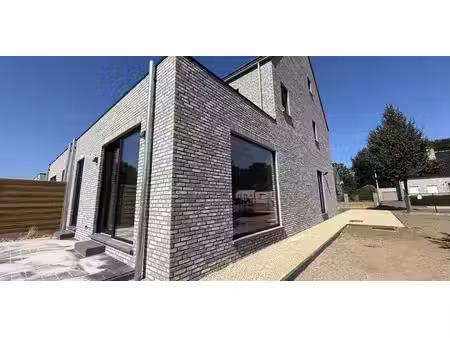 maison à vendre à beringen pour € 450.000 avec 4 chambres à coucher