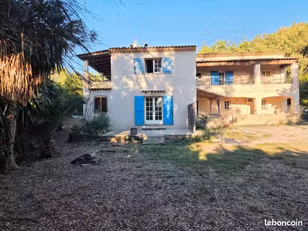 bas de villa 3 chambres les adrets