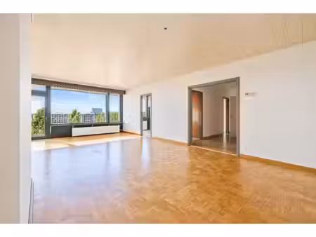 appartement à vendre à e3-plein 43 ledeberg (rbx00075)