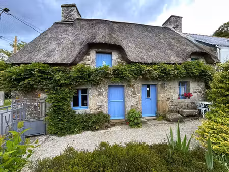 propriété de caractère à pluméliau (56) : longère, chaumière et terrain constructible