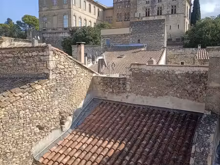 immeuble 72m2 à aramon