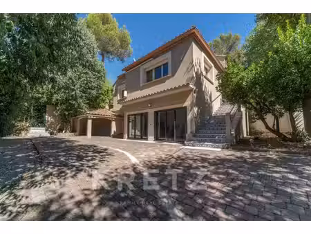 maison de luxe à vendre dans le quartier gambetta