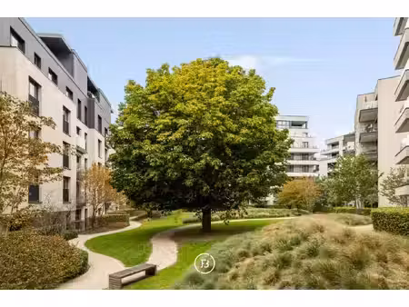 appartement te koop in elsene met 1 slaapkamer