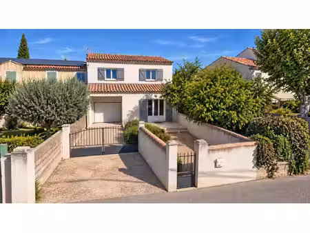 salon-de-provence (13) | maison t4 (3 chambres) avec terrasses, jardin et garage fermé