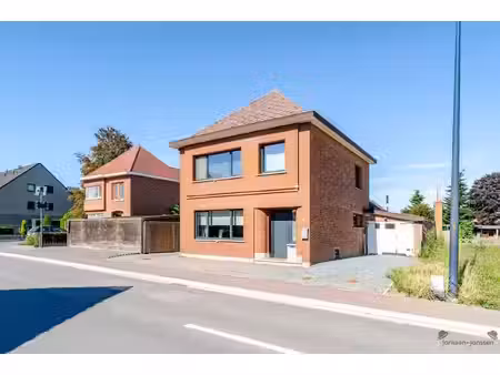 huis te koop in begijnendijk met 2 slaapkamers