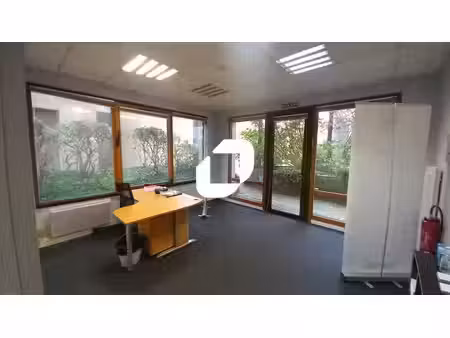 location bureaux 170m²