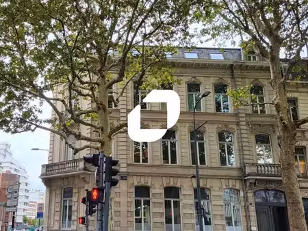 location bureaux 212m²