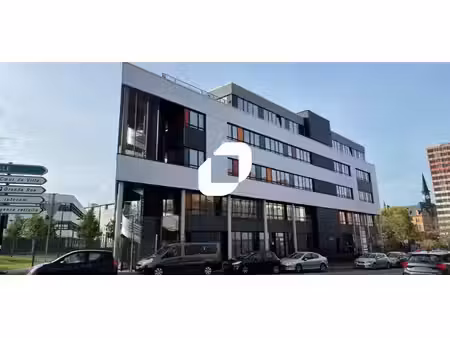 location bureaux 209m²