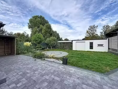grande maison d'habitation - possibilité de colocation