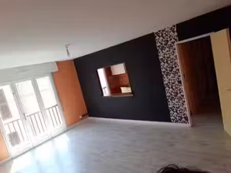 location appartement 2 pièces à poitiers (86000) : à louer 2 pièces / 48m² poitiers