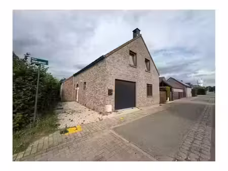 villa à louer à rue du gros médart 34 chaumont-gistoux (vbe72415)