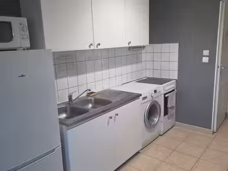 loue studio 35m2 au village