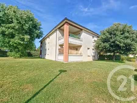 location appartement 2 pièces 41m² montauban 82000