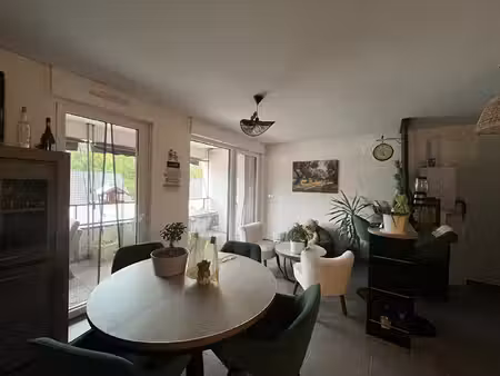 location appartement 3 pièces 65m²