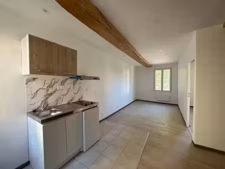 location appartement 2 pièces 51m² eu 76260