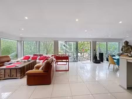 coup de cœur – maison de plain-pied de 141 m² avec jardin, garage et parking